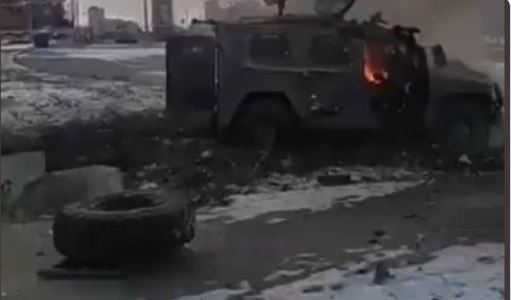 Πόλεμος στην Ουκρανία: Στις φλόγες ρωσικά άρματα μάχης στο Χάρκοβο – Συγκλονιστικές εικόνες