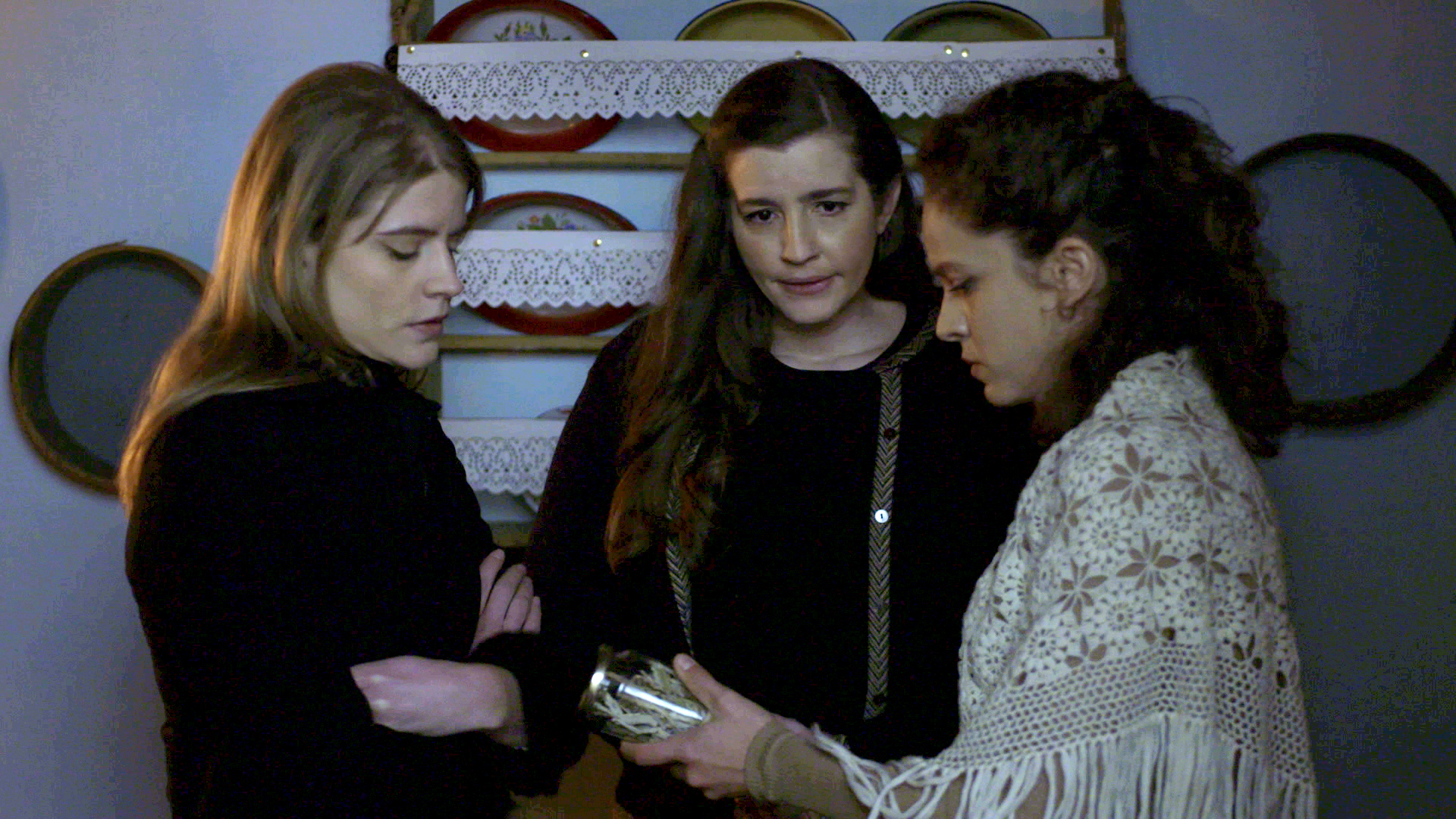 Άγριες Μέλισσες: Τα πράγματα θα πάρουν απρόσμενη τροπή – Το παράτολμο σχέδιο για να ξεσκεπάσουν τις δολοφονίες