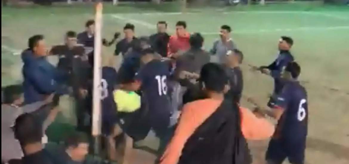 Αργεντινή-Ξύλο-Διαιτητής