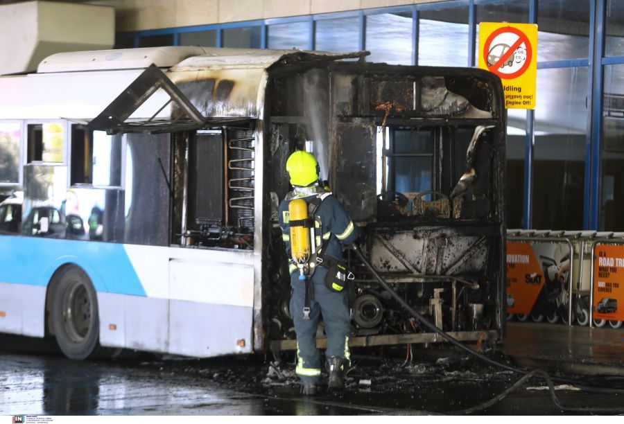 λεωφορείο- φωτιά