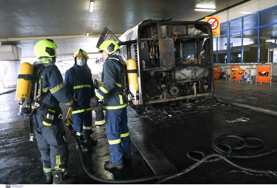 λεωφορείο - φωτιά