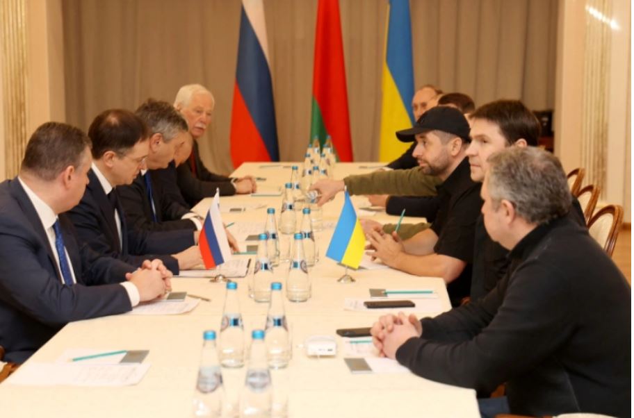 Tην Πέμπτη ο δεύτερος γύρος διαπραγματεύσεων Ρωσίας-Ουκρανίας