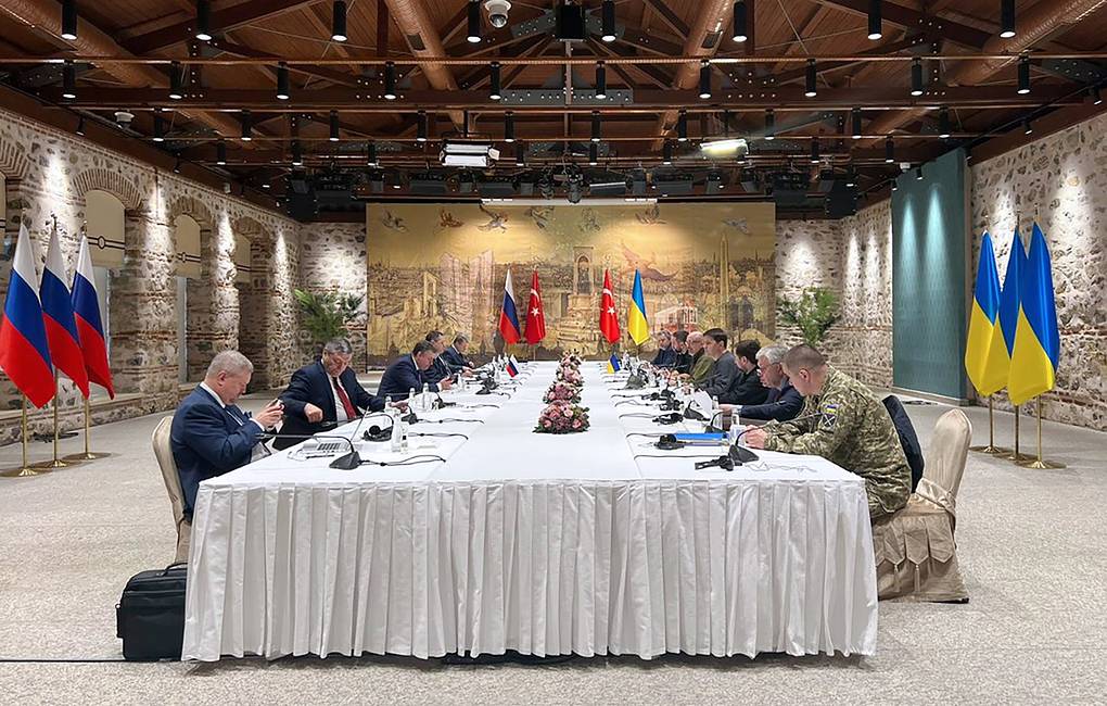 Σημαντικές εξελίξεις στις διαπραγματεύσεις Ουκρανίας-Ρωσίας: Καθεστώς ουδετερότητας προτείνει το Κίεβο – Τα βήματα της Μόσχας