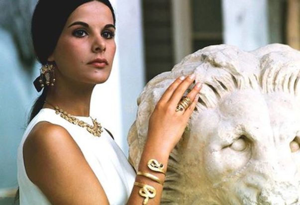 Έλενα Ναθαναήλ