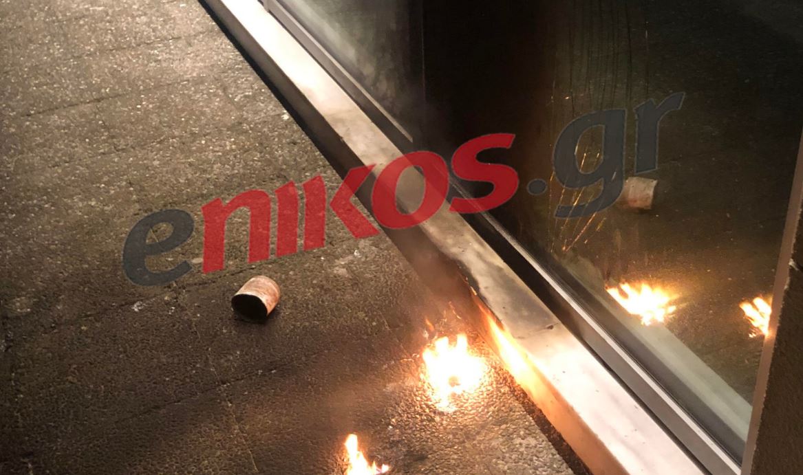 Μαρούσι: Πέταξαν γκαζάκια στη ΔΕΗ – Μικρές υλικές ζημιές από τη φωτιά  – ΦΩΤΟ