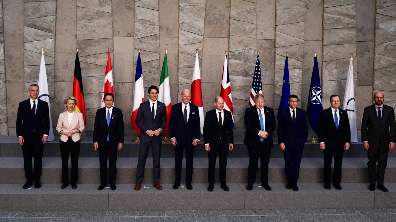 G7