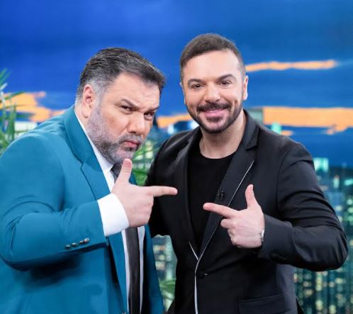«The 2Night Show»: Καλεσμένος ο Τριαντάφυλλος – Τι έκανε όσο ήταν στο Survivor και δεν άρεσε στην σύζυγό του