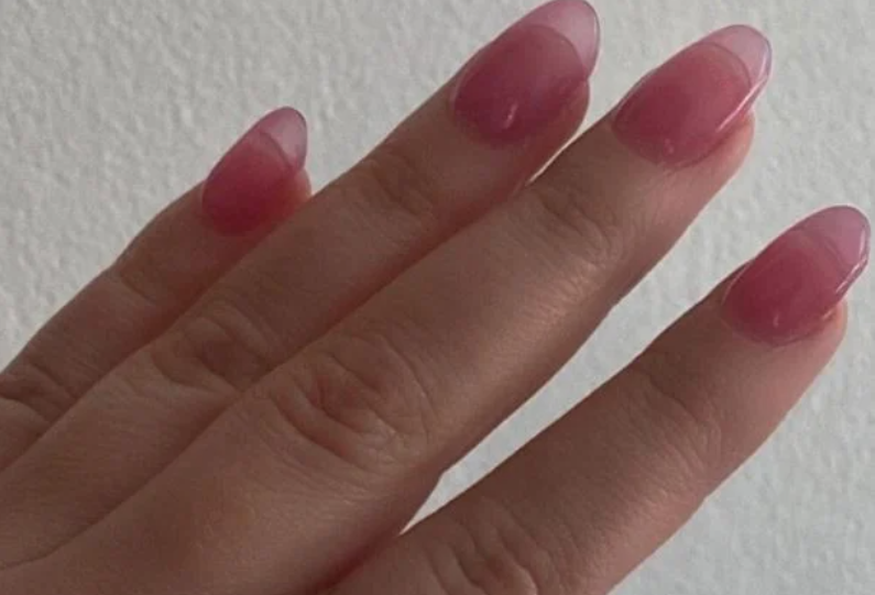 Jelly nails: Η νέα τάση για τα νύχια και πώς θα τα αποκτήσετε