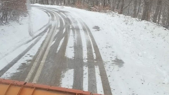 Πατούλης στο enikos.gr: Είμαστε επί ποδός με 90 οχήματα – Σύσκεψη το μεσημέρι για τα σχολεία