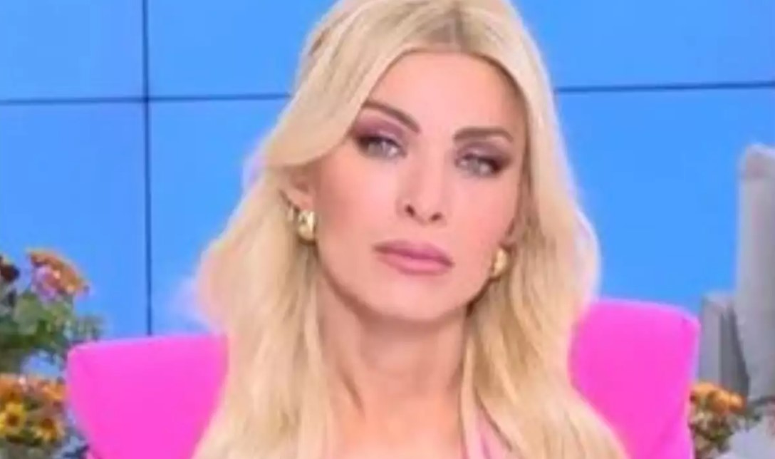 Κατερίνα Καινούργιου: “Λύγισε” οn air η παρουσιάστρια – “Είναι συγκλονιστικό”
