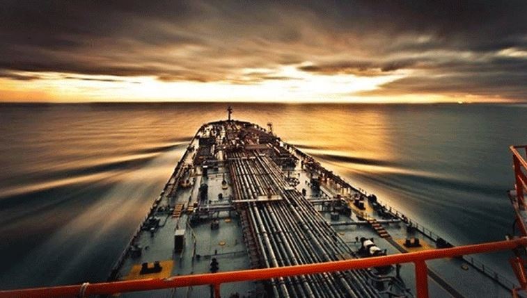 Ανησυχία των ακτοπλόων για τις τιμές των ναυτιλιακών καυσίμων- Η απάντηση Πλακιωτάκη