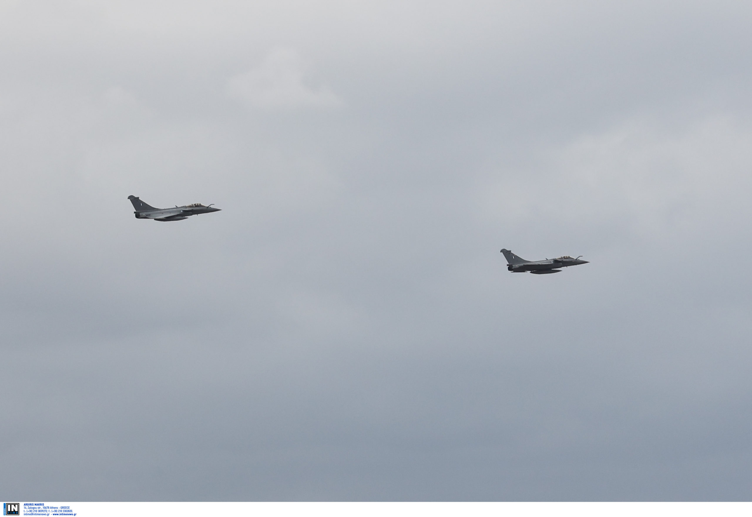 αεροσκάφη- παρέλαση