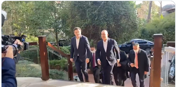 Ο Ουκρανός υπουργός Εξωτερικών Ντμίτρο Κουλέμπα έφτασε στην Αττάλεια