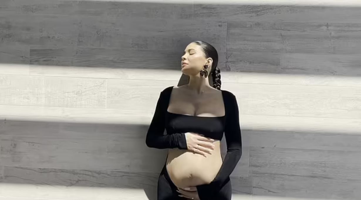 Κάιλι Τζένερ: Άλλαξε το όνομα του γιου της γιατί… δεν του πήγαινε