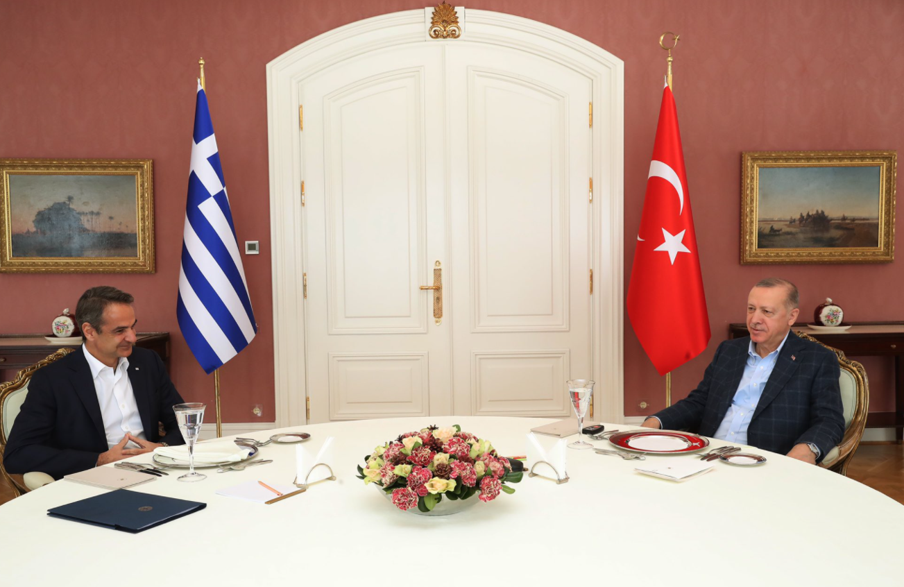 Κυριάκος Μητσοτάκης: Ενημέρωσε Τσίπρα και Ανδρουλάκη για τη συνάντηση με τον Ερντογάν