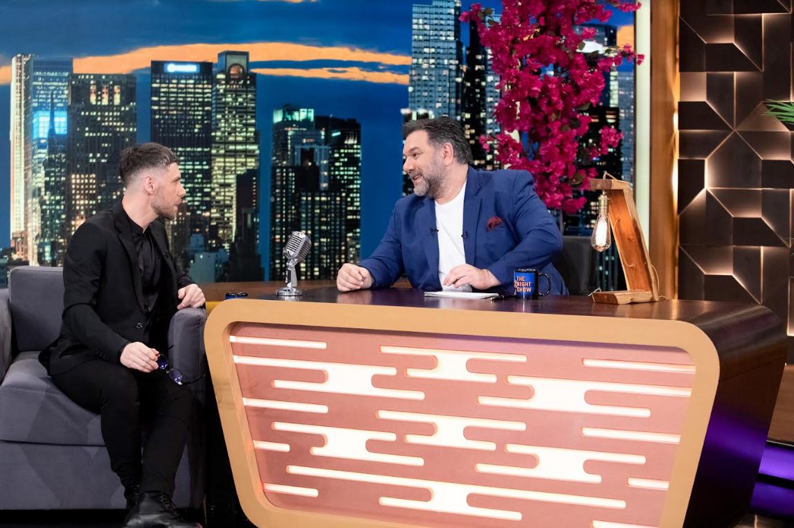 «The 2Night Show»: Ο Γρηγόρης Αρναούτογλου υποδέχεται τον Νότη Χριστοδούλου και την Μαρία Αντωνά