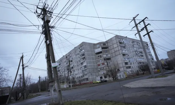 Χατζηβασιλείου στον Realfm 97,8: Στο πεδίο της μάχης αποδείχθηκε ότι η Ουκρανία δεν κατέρρευσε τελικά ως χάρτινος πύργος