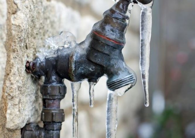 Καιρός: Τσουχτερό κρύο το πρωί της Τρίτης – Πού έδειξε ο υδράργυρος -9 βαθμούς