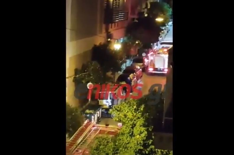 Παγκράτι: Γκαζάκια στα γραφεία του ΔΕΔΔΗΕ “ξύπνησαν” ολόκληρη γειτονιά – ΒΙΝΤΕΟ αναγνώστη