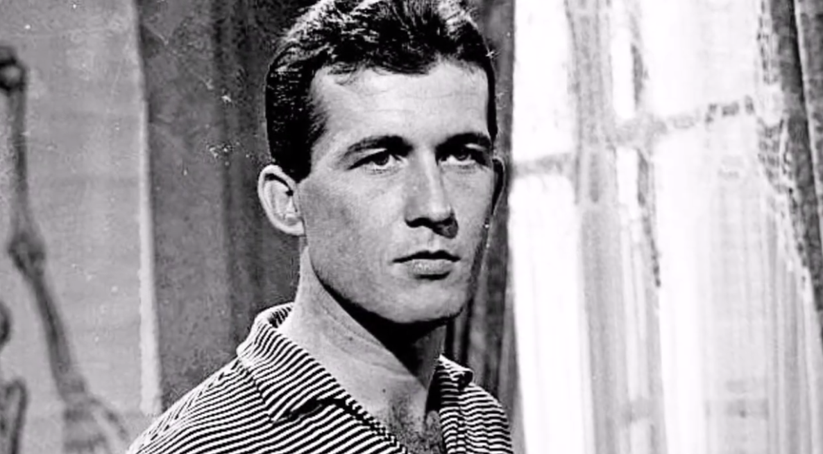 Μάκης Δελαπόρτας: Τα λόγια μίας τσιγγάνας έκαναν τον Παπαμιχαήλ να μην ξαναβγεί από το σπίτι του