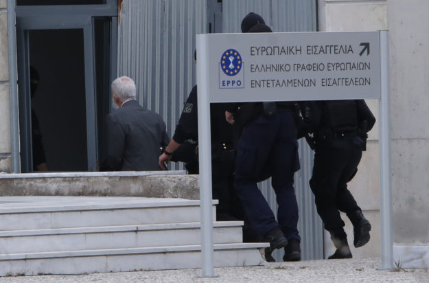 Πέτρος Φιλιππίδης