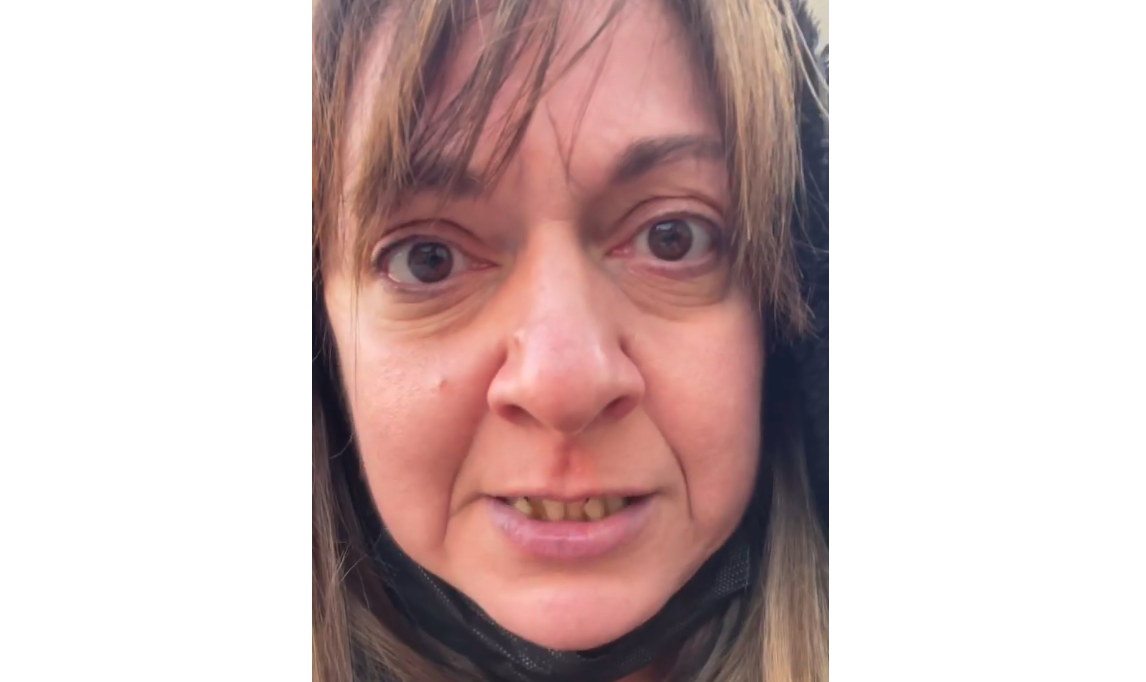 Έξω φρενών η Σοφία Μουτίδου: “Δεν μου επιτρέπουν να δω τον πατέρα μου” – Η οργισμένη ανάρτηση