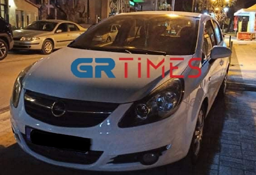 Θεσσαλονίκη: Πιάστηκαν στα «πράσα» την ώρα που ξάφριζαν αυτοκίνητα – Χειροπέδες σε δύο άτομα ΦΩΤΟ