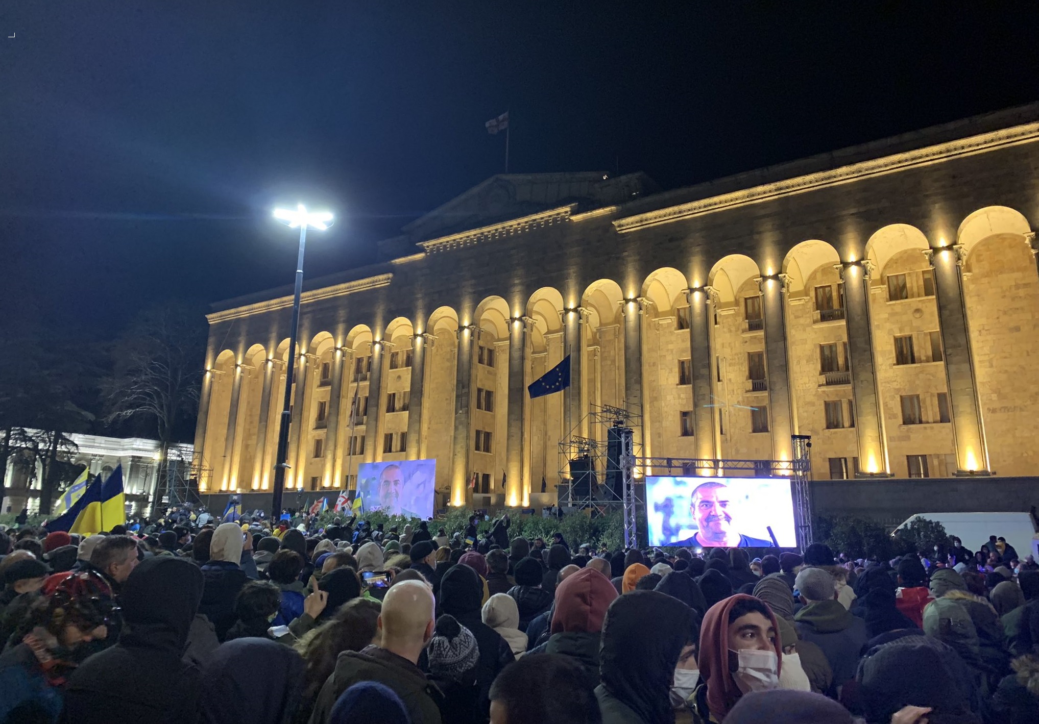 Πόλεμος στην Ουκρανία: Πλήθος κόσμου διαδήλωσε στην Τιφλίδα