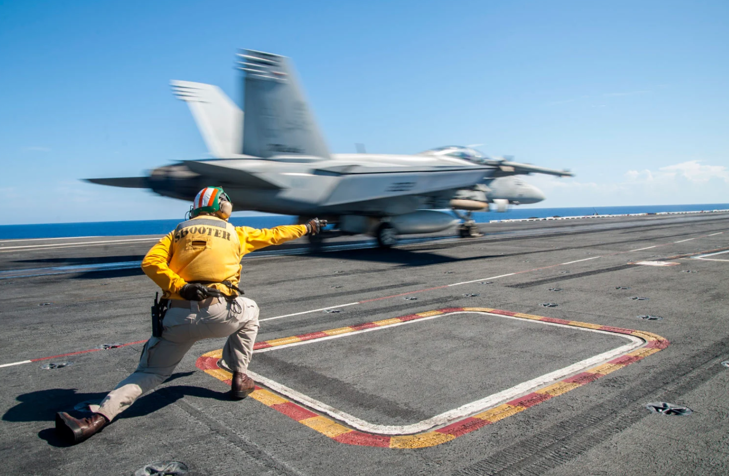 Οργασμός πτήσεων στο ελληνικό FIR λόγω Ουκρανίας και η αμυντική διπλωματία του ΓΕΕΘΑ