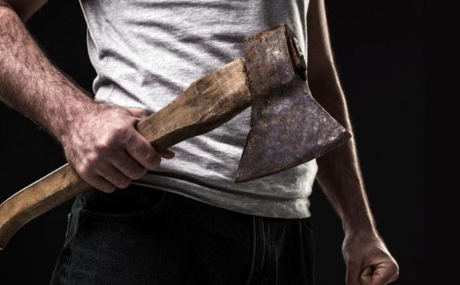 τσεκούρι-καβγάς