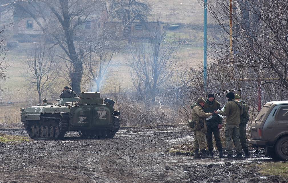 Πόλεμος στην Ουκρανία: Κατάπαυση του πυρός από το πρωί της Τρίτης για να φύγουν οι άμαχοι