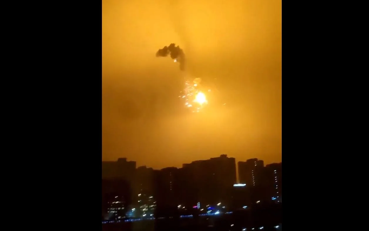 Πόλεμος στην Ουκρανία: Κατάρριψη ρωσικών μαχητικών πάνω από το Κίεβο – BINTEO