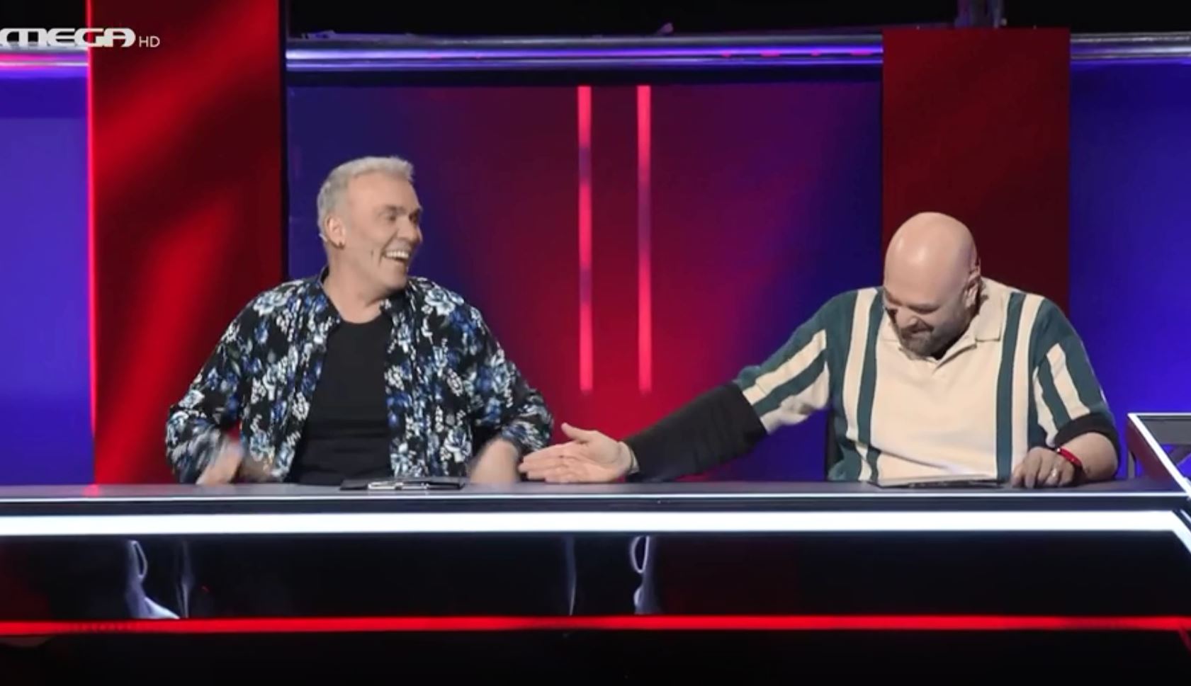 X-Factor: «Κάτσε κάτω τέντυ μπόι» – Όταν οι κριτές έχουν κέφια – ΒΙΝΤΕΟ