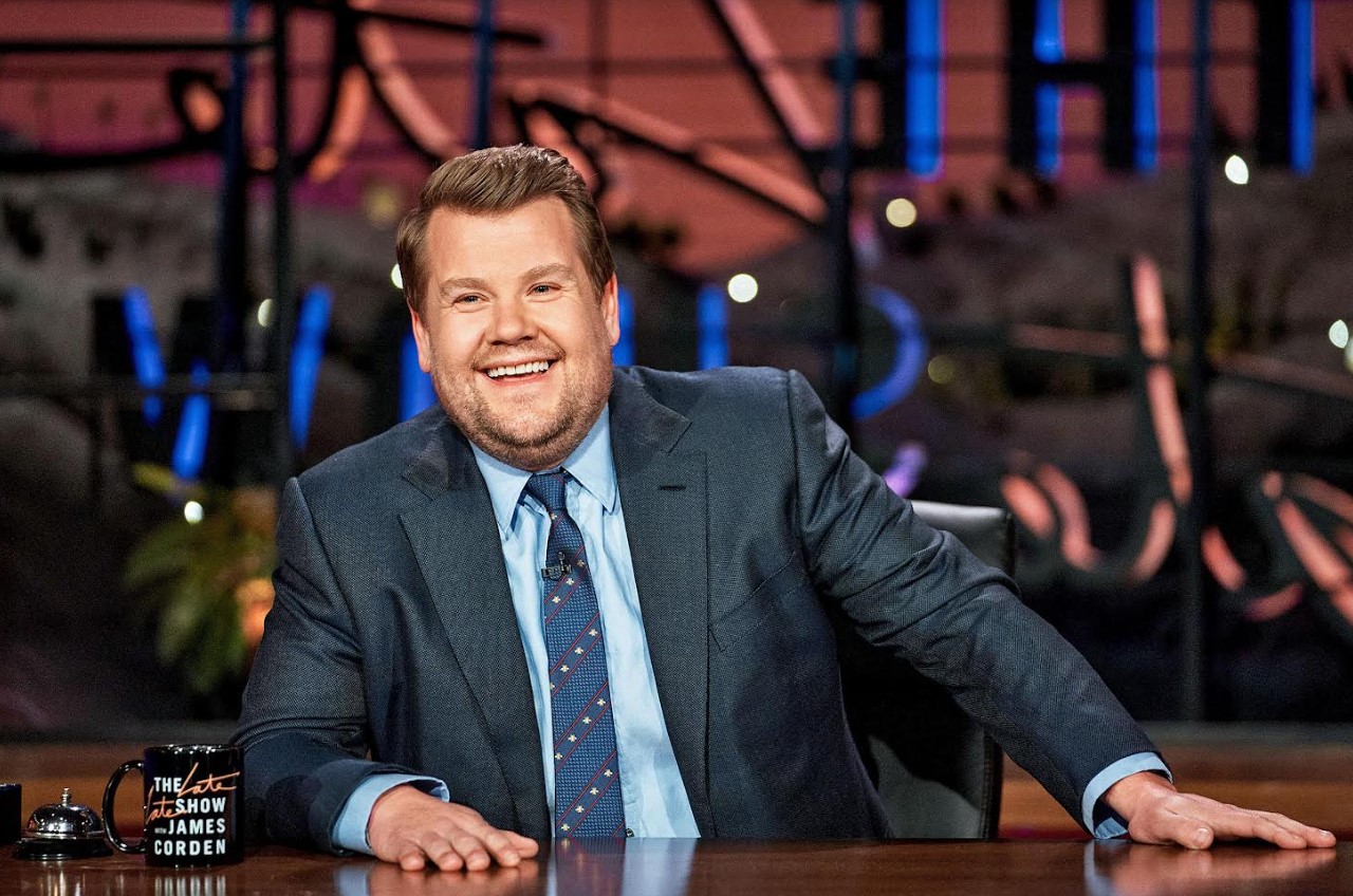 O James Corden ανακοίνωσε ότι φεύγει από το “Late Late Show” το 2023