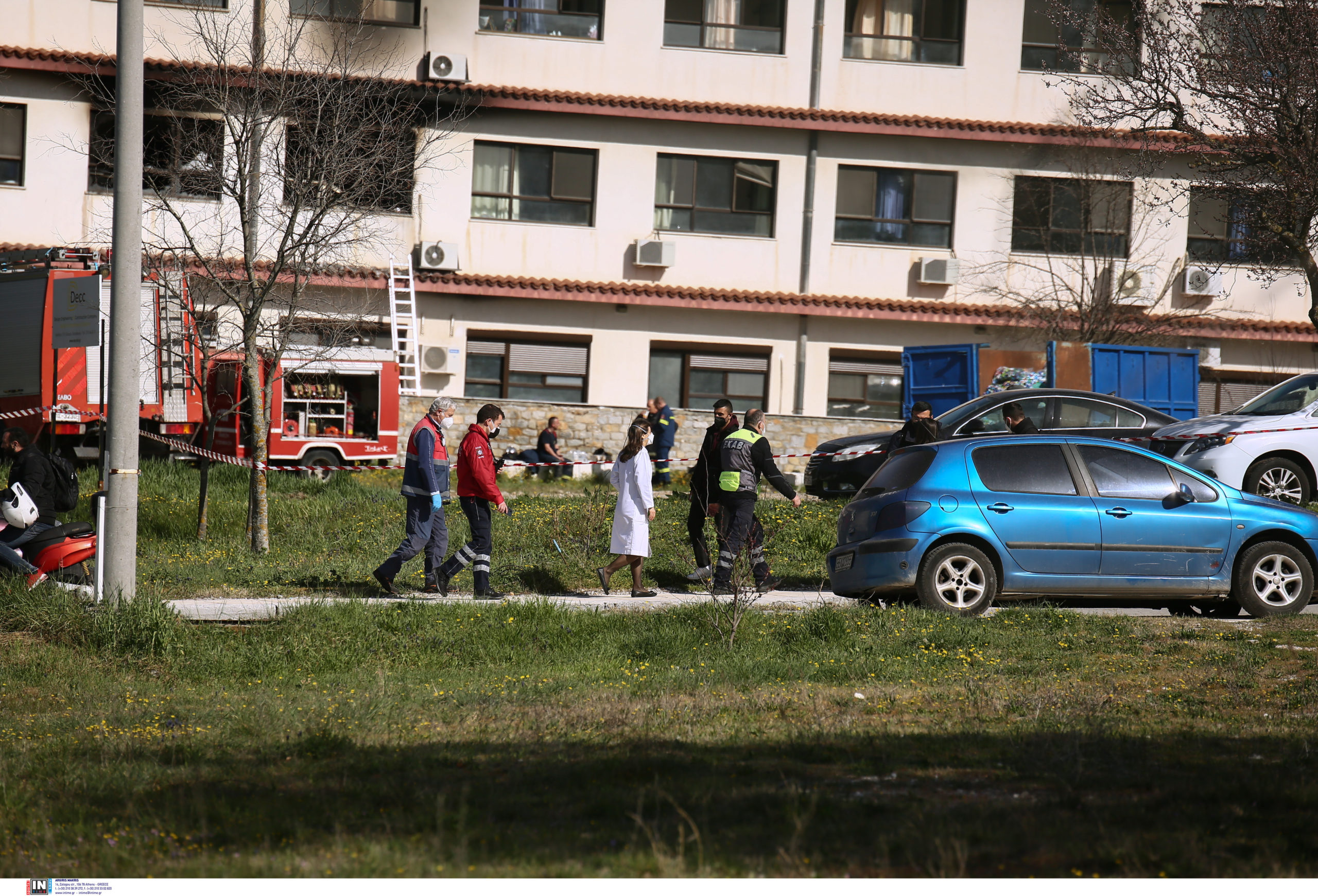 Φωτιά στο “Παπανικολάου”: «Επεκτάθηκε πολύ γρήγορα, η καύσιμη ύλη ήταν αρκετή» – Οι δηλώσεις του αρχιπυράρχου