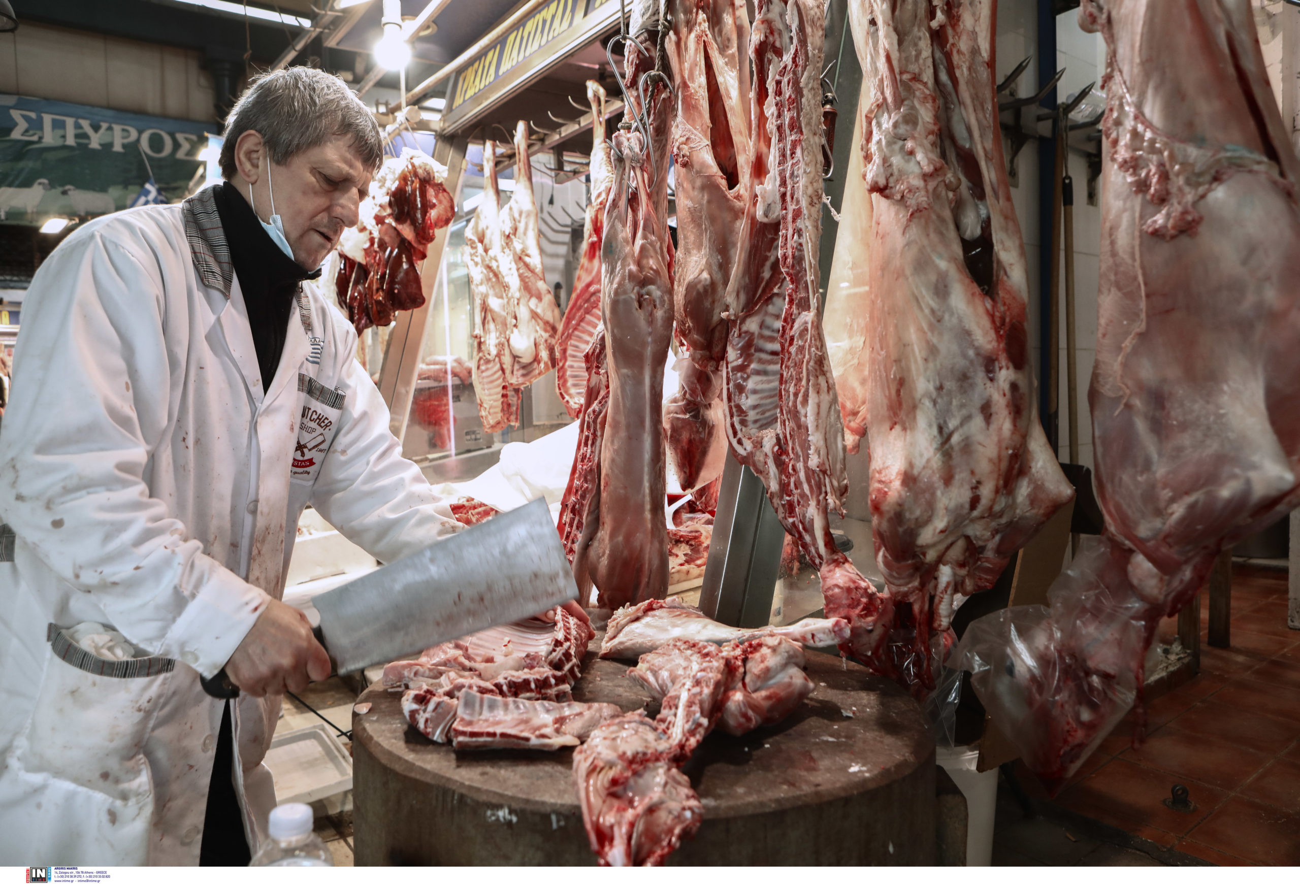 Πάσχα 2022: Έπεσε η τιμή του οβελία μετά την μεγάλη έξοδο των εκδρομέων