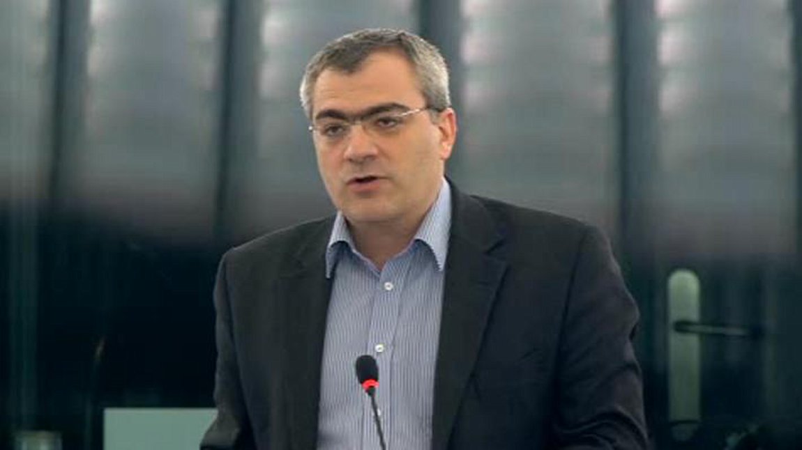 Κώστας Παπαδάκης- ΚΚΕ