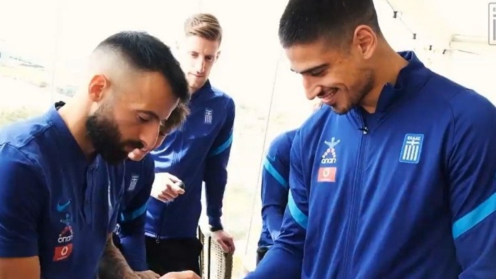 «Καλό Πάσχα» από τους Έλληνες διεθνείς