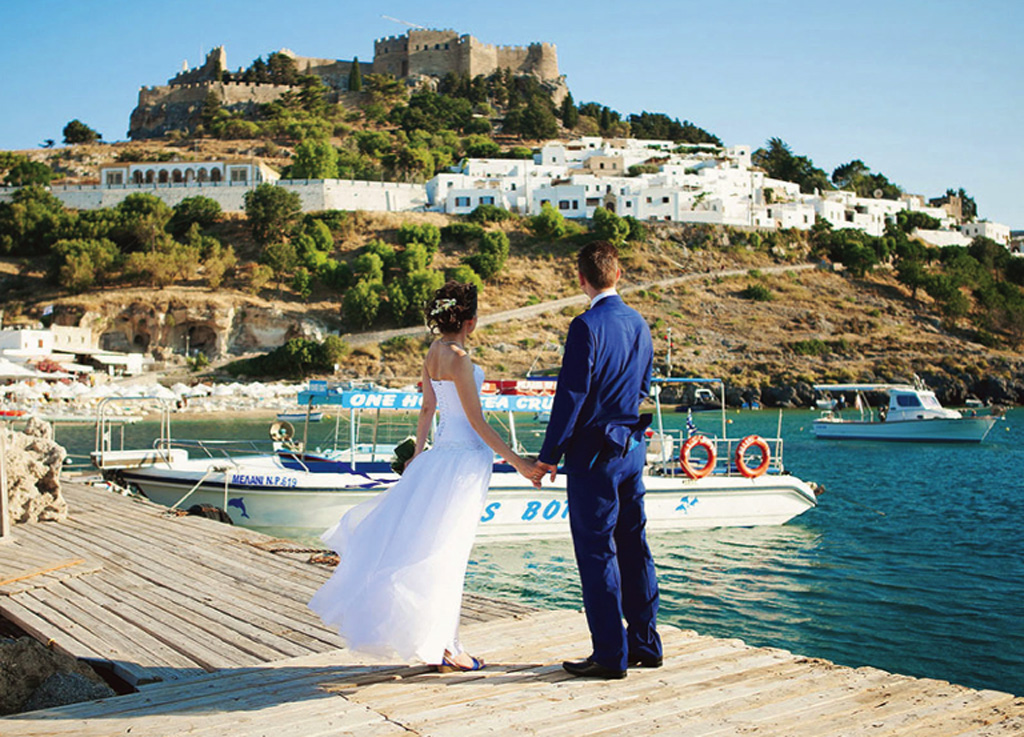 Η Ρόδος “ποντάρει” στον γαμήλιο τουρισμό – Η νέα πλατφόρμα μόνο για… γάμους