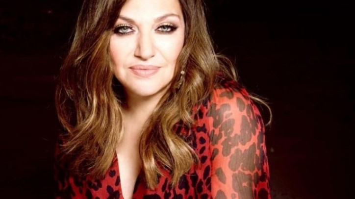 Καίτη Γαρμπή: Η ιστορία πίσω από το “Ξυπόλυτη χορεύω” και η φωτογραφία της στη μπανιέρα