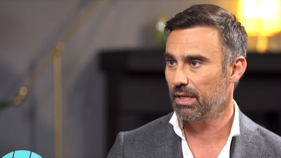 Γιώργος Καπουτζίδης: Ως γκέι έχω ζήσει ωραίους έρωτες, σχέσεις και χωρισμούς