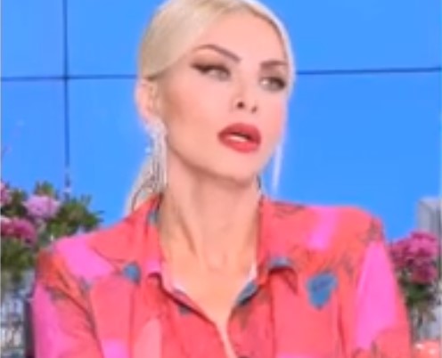 Έξαλλη η Κατερίνα Καινούργιου: “Όλη την ώρα με αμφισβητείτε – Mην με γειώνετε”