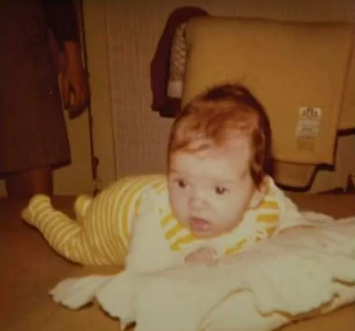 κοριτσάκι Θεοφανία Παπαθωμά