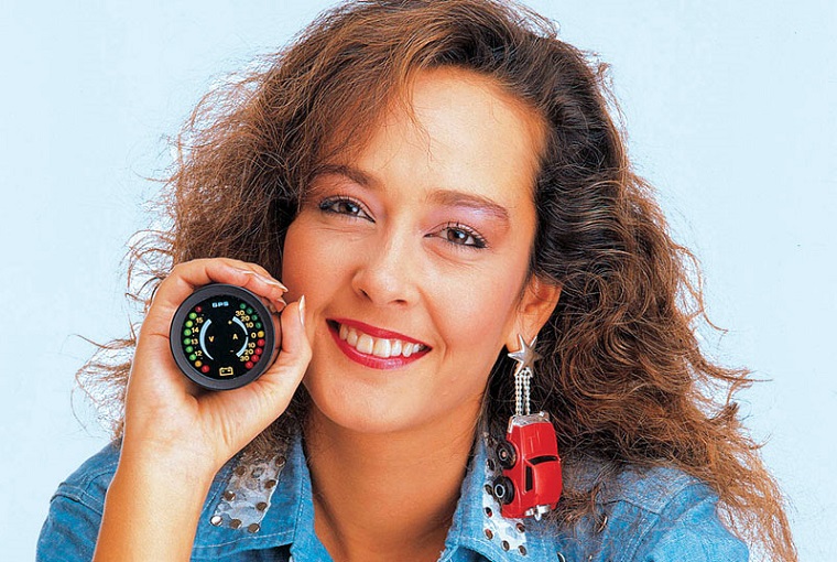 Τέτα Ντούζου: To κορίτσι με το πλατύ χαμόγελο που έλαμψε στα 80s