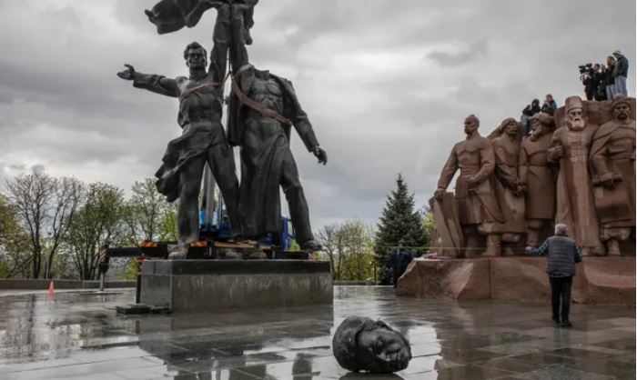 Αποστολή στην Ουκρανία: Ευθεία απειλή της Μόσχας να ισοπεδώσει το Προεδρικό Μέγαρο στο Κίεβο