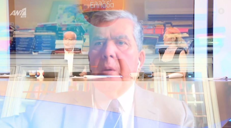 Ο Παπαδάκης και το… στοιχειωμένο στούντιο