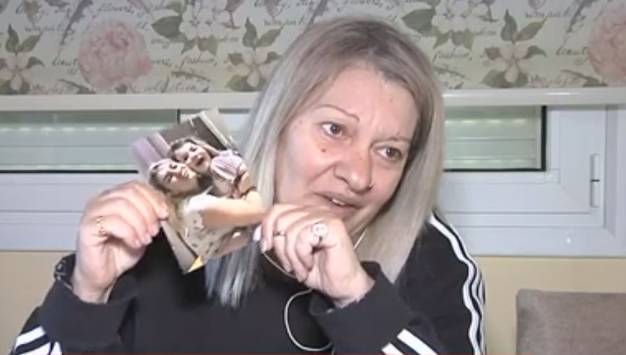 Πάτρα: “Ο Μάνος ήταν χειριστικός” – Για “ενδοοικογενειακή βία” μιλά η μητέρα της Ρούλας Πισπιρίγκου