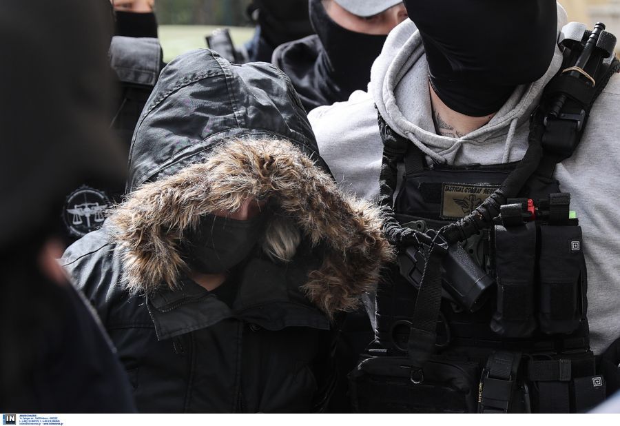 Ρούλα Πισπιρίγκου: “Καρφωμένοι” στην τηλεόραση ο Μάνος Δασκαλάκης και η οικογένειά της