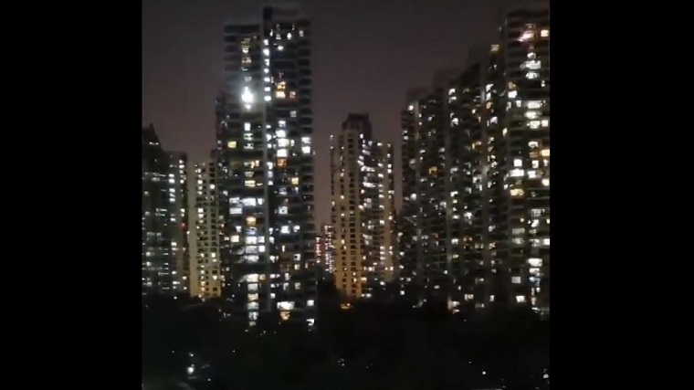 Σανγκάη: Κάτοικοι ουρλιάζουν από τα μπαλκόνια – Διαμαρτυρία για το σκληρό lockdown