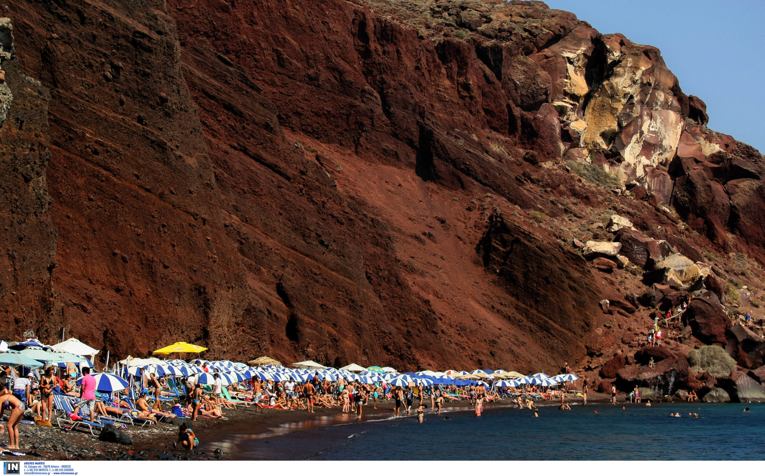 Μύκονος και Σαντορίνη “φορτσάρουν” για το καλοκαίρι